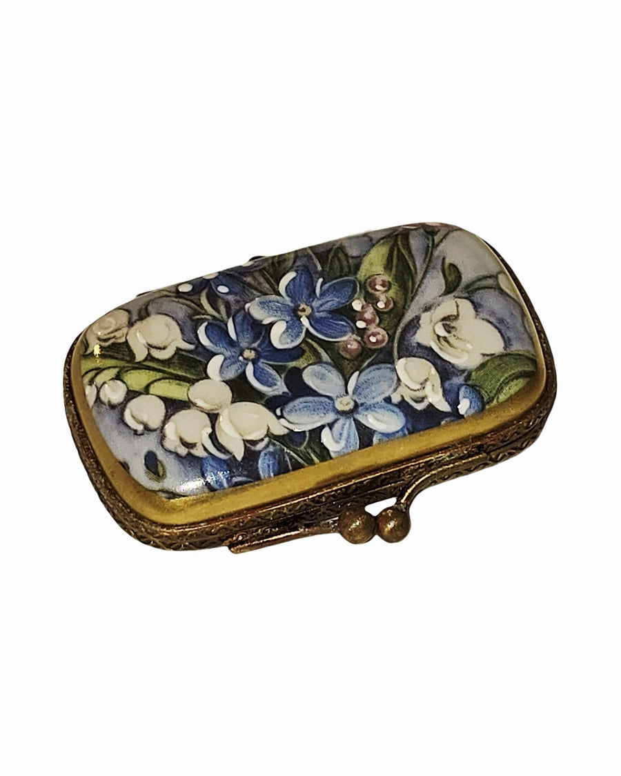 Forget me not flowers on rectangle