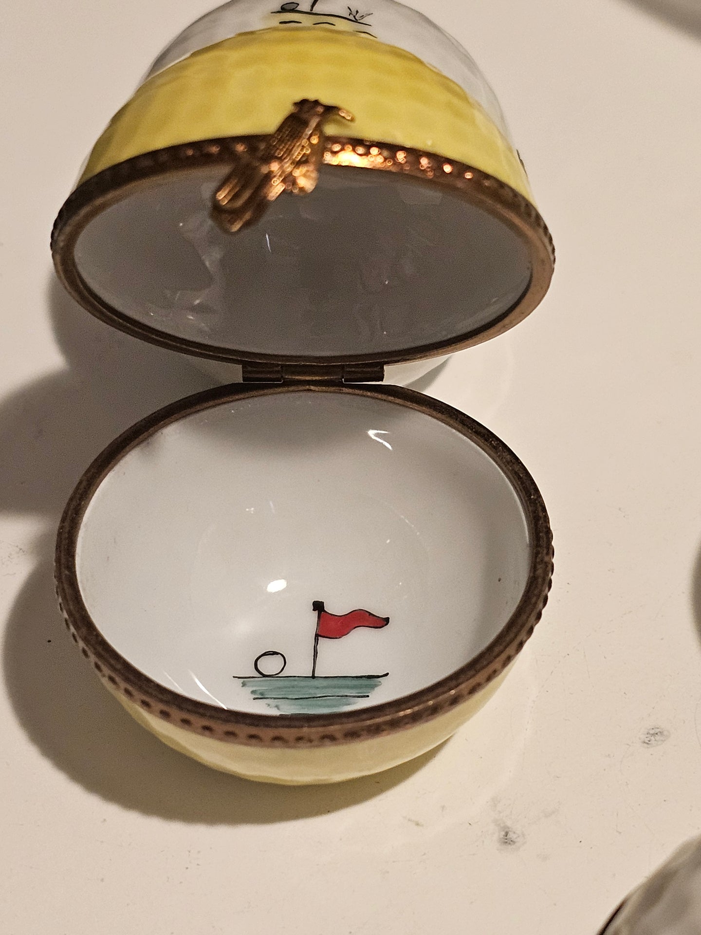 Yellow Golf Ball w Flag Painted Inside