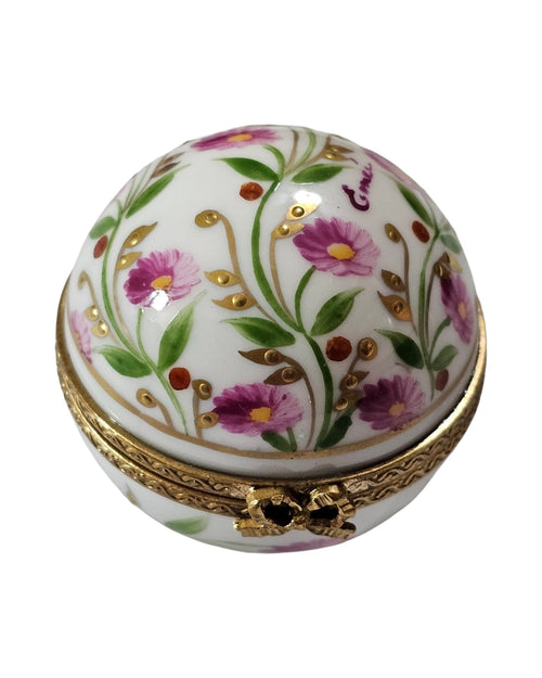 Small Pink Flowers on Vine Round Ball