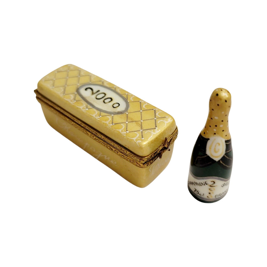 2000 Bottle of Champagne in-wine-CH8C317