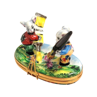 Mice Painting Limoges Box Porcelain Figurine-garden LIMOGES BOXES mice house rabbit love valentine-CH7N235