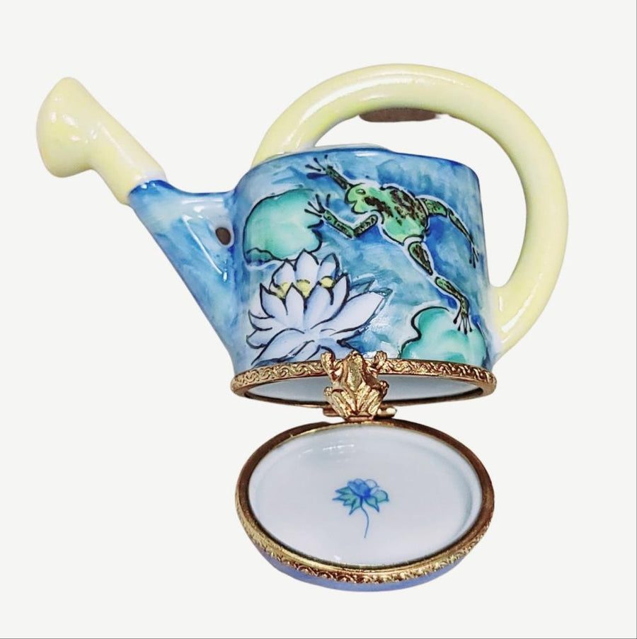 Watering Can w Frog-Limoges Box garden flowers frog-CH3S130