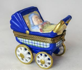 Blue baby carriage with adjustable handle and fast shipping 