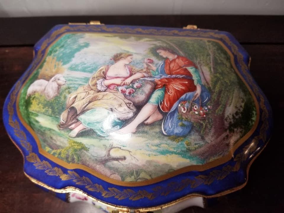 Blue Chest - 9" x 7" x 5" Jewelry Box Porcelain Figurine French Gifts Collectible - Limoges Box Boutique