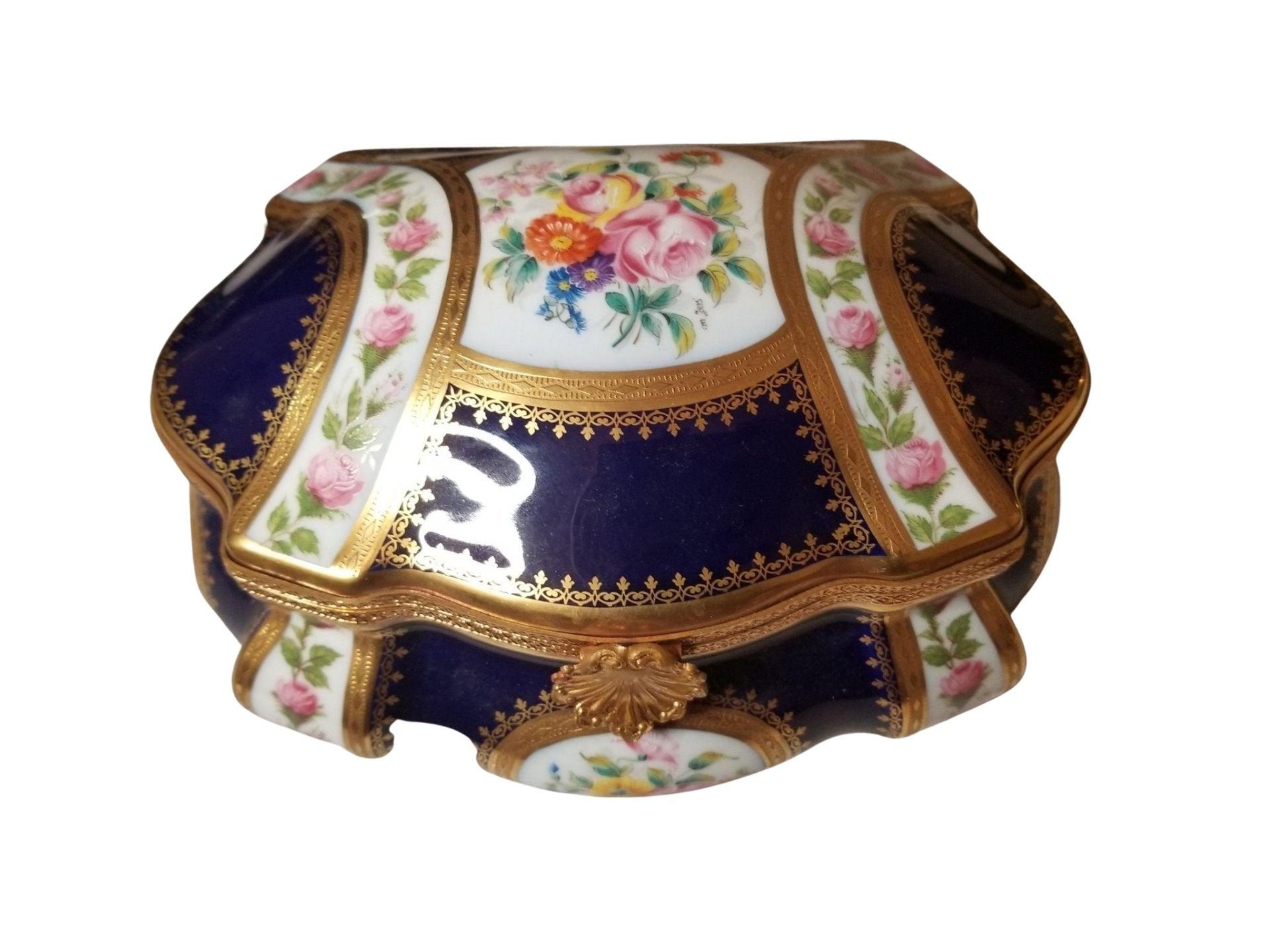 Fontaine Bleau - Penicaud - Champs Elysees - Limited Edition - 9" x 7" x 5" Limoges Box - Limoges Box Boutique