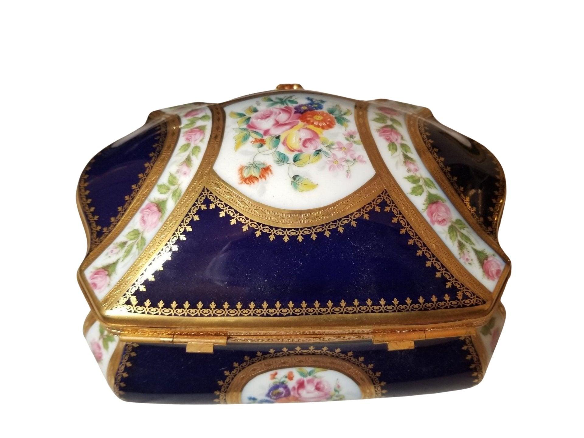 Fontaine Bleau - Penicaud - Champs Elysees - Limited Edition - 9" x 7" x 5" Limoges Box - Limoges Box Boutique