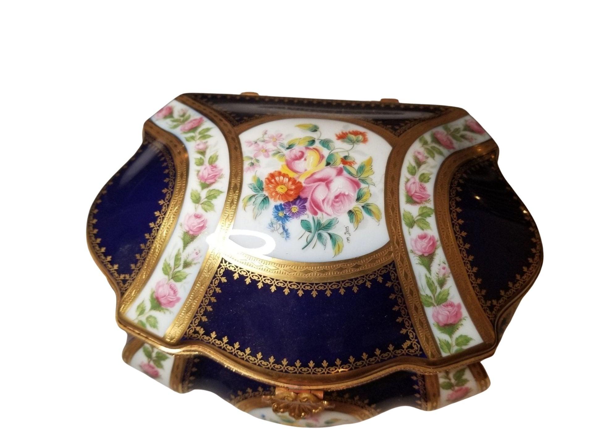 Fontaine Bleau - Penicaud - Champs Elysees - Limited Edition - 9" x 7" x 5" Limoges Box - Limoges Box Boutique
