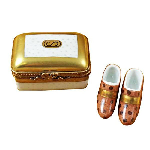 Gold box with Shoes