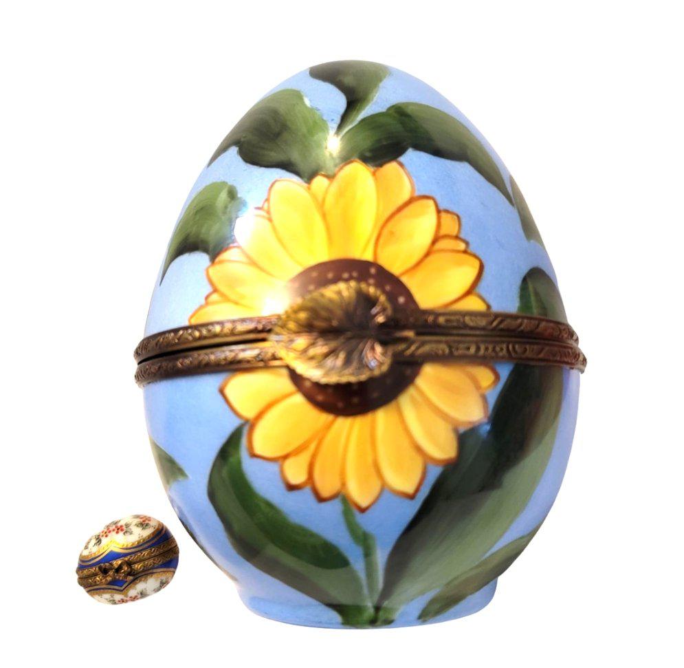 Sunflower Daisey on Egg by Huge Large