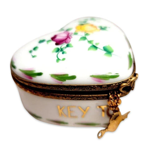 Keys to my Heart w key dangling- Flowered Heart