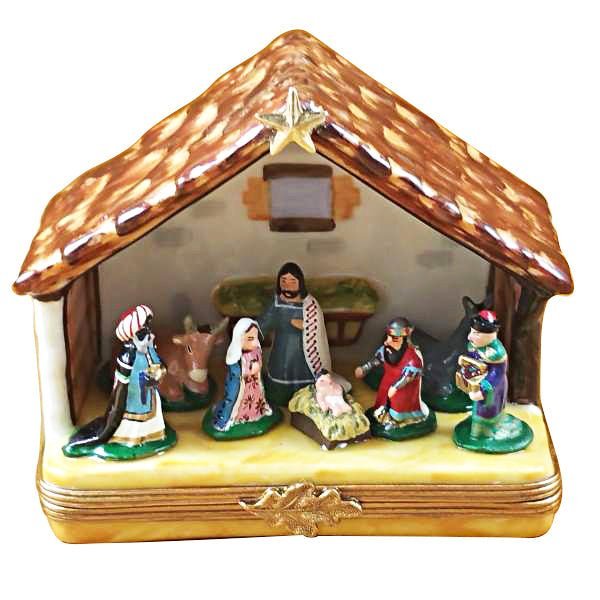 Large Nativity with intricate details and hand-painted figurines
