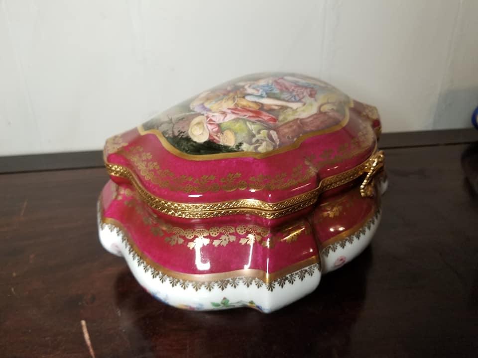 Lovers JEWELRY BOX - 1 of 250 - Penicaud - 9" x 7" x 5" Limoges Box - Limoges Box Boutique