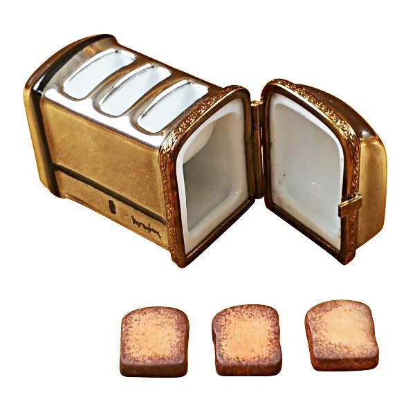 Toaster with Three Removable Pieces of Toast